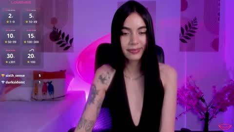 Snapshot of samylewis4_20 chatting on 11.10.25 sammy online show from 11.10.25