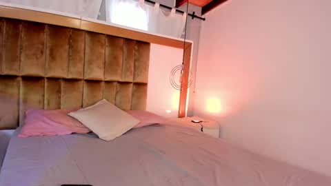 samysharky online show from 10.16.25