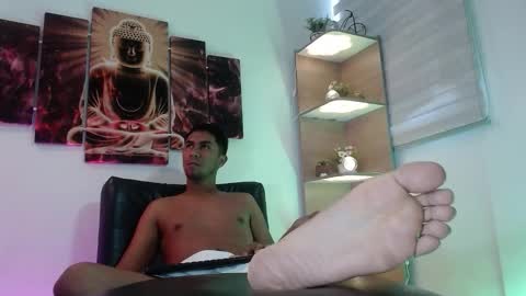 Snapshot of sander_ath chatting on 11.02.25 Sander online show from 11.02.25