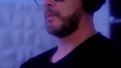 Sanders online show from 12.21.25