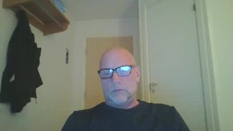 sandnesrune523 online show from 02.10.26