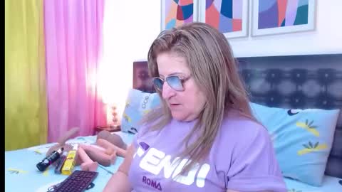 Snapshot of sandra_20_ chatting on 02.02.26 SANDRA online show from 02.02.26