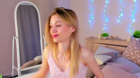 sandraa_anderson online show from 04.21.26