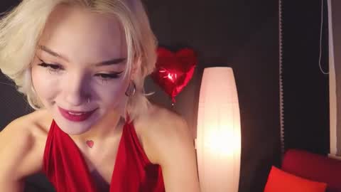 Sandy  online show from 02.25.25