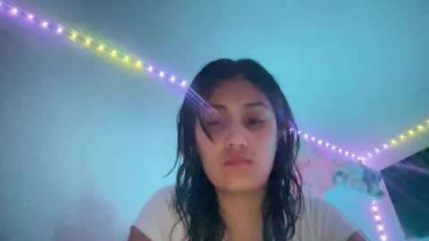SANDRABREEZE online show from 04.16.26