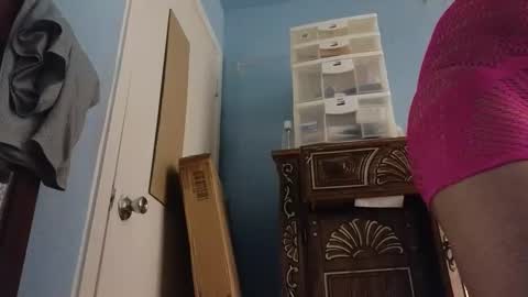 Snapshot of sandrasaa chatting on 01.09.25 Sandra online show from 01.09.25