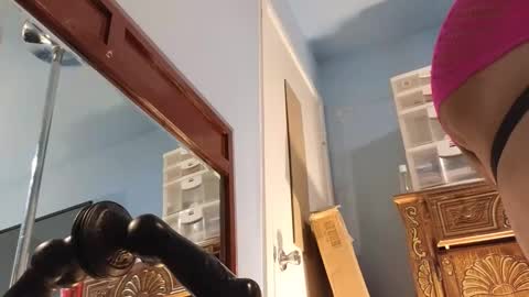 Snapshot of sandrasaa chatting on 02.13.25 Sandra online show from 02.13.25