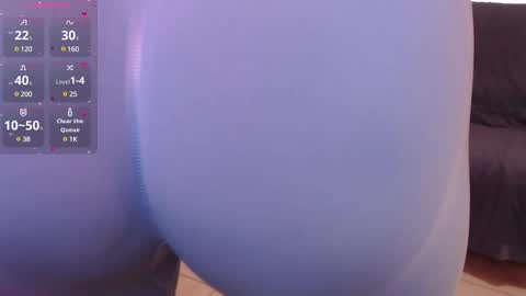 sandrawoolf online show from 12.08.24