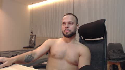 DeAlex online show from 10.29.25