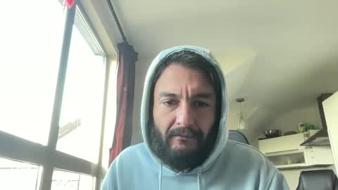 Sandro Andersom online show from 12.22.24