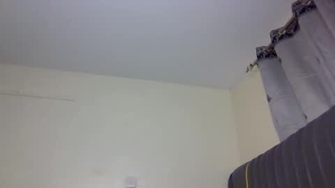 sandy online show from 09.28.25