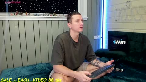 Sandy and Chris online show from 02.01.25