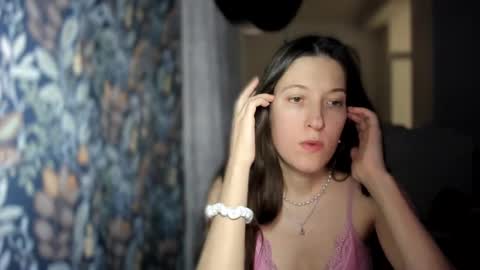 Snapshot of sandysun_shine chatting on 03.05.25 Sandy online show from 03.05.25