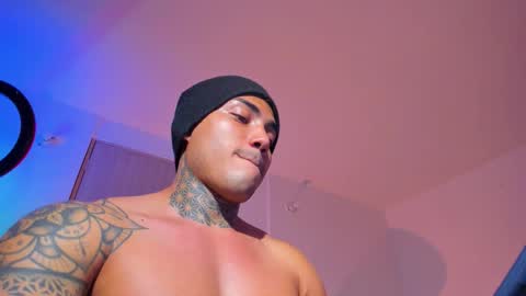 Snapshot of santi__ferrer chatting on 02.14.26 Santi Ferrer online show from 02.14.26