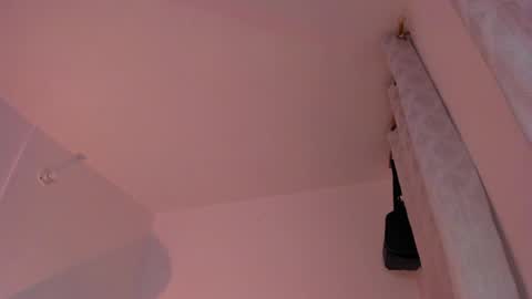 Snapshot of santi__ferrer chatting on 02.17.26 Santi Ferrer online show from 02.17.26