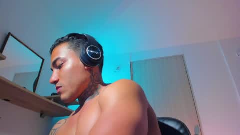 Snapshot of santi__ferrer chatting on 03.15.26 Santi Ferrer online show from 03.15.26