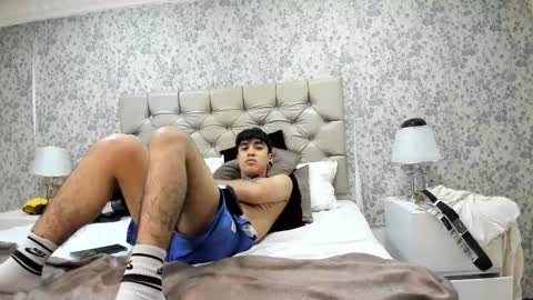 SantiAbader online show from 11.06.25