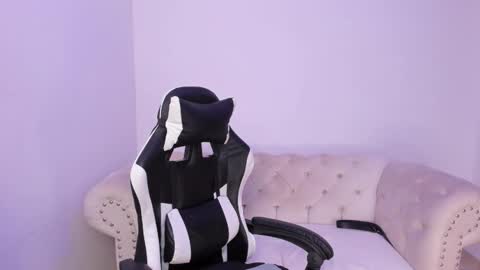 santiago_huntt online show from 02.18.26