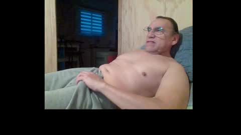 Snapshot of santiago_n chatting on 07.29.26 santiago_n online show from 07.29.26