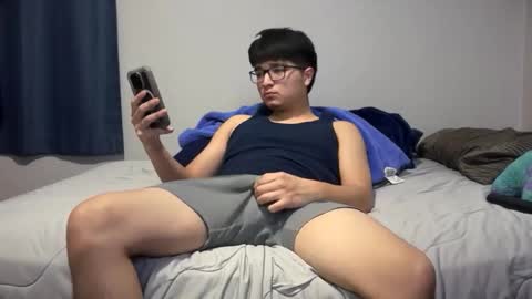 Snapshot of santiagodfreak chatting on 11.30.25 Santiago18 online show from 11.30.25