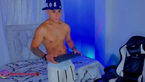 Snapshot of santiagoreyesft chatting on 01.13.26 Santi Reyes online show from 01.13.26