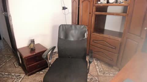 Snapshot of santiceballo chatting on 12.06.24 Julius Novachrono online show from 12.06.24