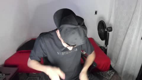 Snapshot of santiceballo chatting on 01.25.25 Julius Novachrono online show from 01.25.25