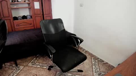 Snapshot of santiceballo chatting on 03.12.25 Julius Novachrono online show from 03.12.25