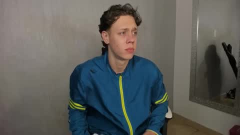 Snapshot of santiceballo chatting on 10.22.25 Julius Novachrono online show from 10.22.25