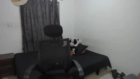 Julius Novachrono  online show from 04.11.26