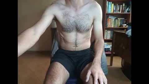 Snapshot of santifun33 chatting on 12.16.24 Santiago online show from 12.16.24