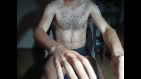 Snapshot of santifun33 chatting on 03.04.25 Santiago online show from 03.04.25