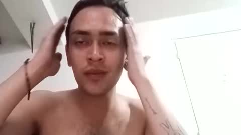 santigalvis1923 online show from 04.19.26