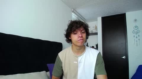 Santii online show from 12.16.24