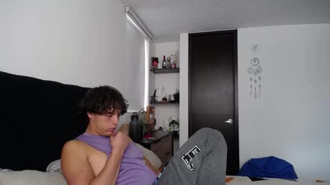 Santii online show from 01.28.25