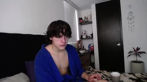 Santii online show from 03.11.25