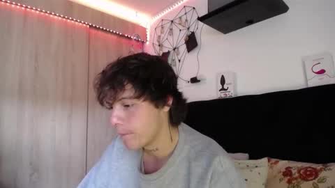 Santii online show from 02.21.26