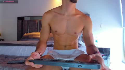 Santiago Seans online show from 12.24.24