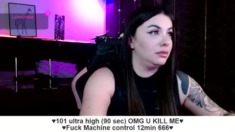 Snapshot of santos_liah chatting on 10.01.25 Liah Santos online show from 10.01.25