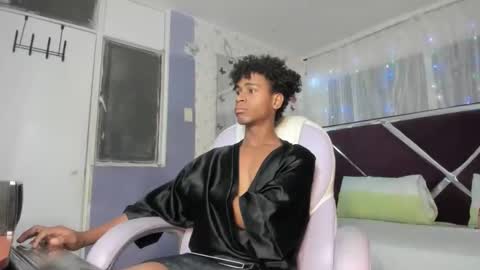 santy online show from 03.18.26