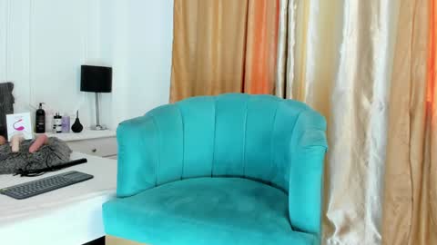 Santiago Carrington online show from 01.24.25