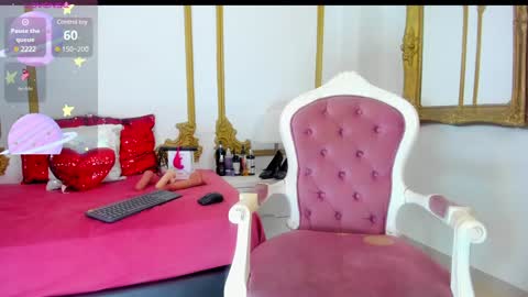 Santiago Carrington online show from 02.04.25