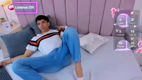 Santiago Carrington online show from 03.11.26