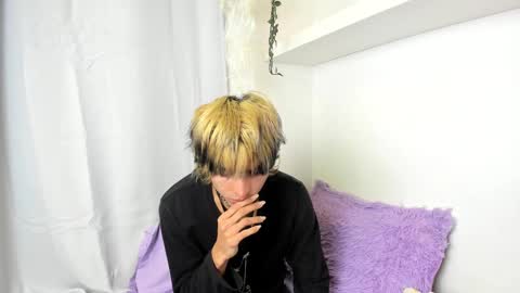 kitty online show from 12.15.24