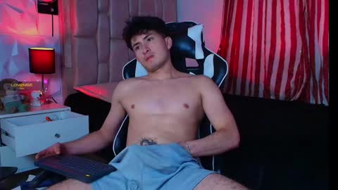 Santyago online show from 01.18.25