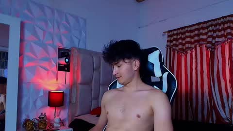 Santyago online show from 02.12.25