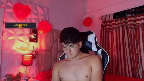 Santyago online show from 03.06.25