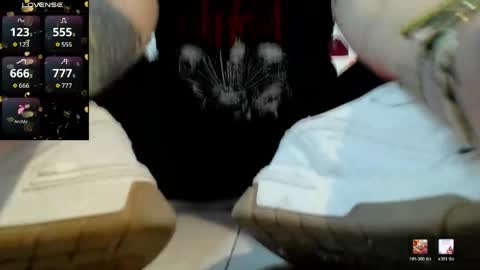 sanyaseraphine0 online show from 04.17.26