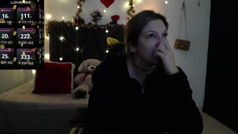 Snapshot of sanyaseraphine0 chatting on 06.17.26 sanyaseraphine0 online show from 06.17.26