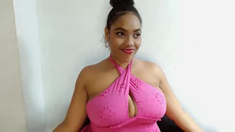 Saori Evans  online show from 09.17.25